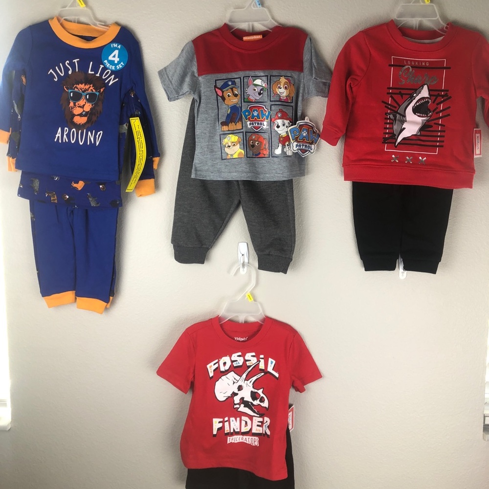 5 sets boys size 12 months - Picture 1 of 5
